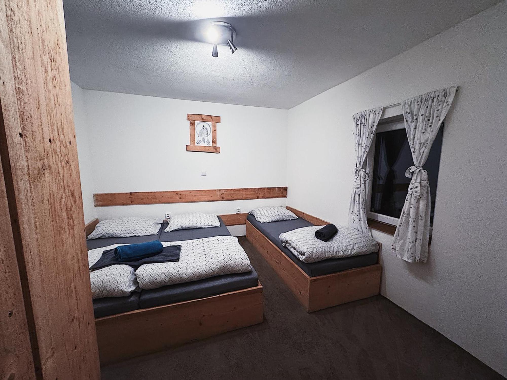 Chalupa M&P 2 Bešeňová Esterno foto