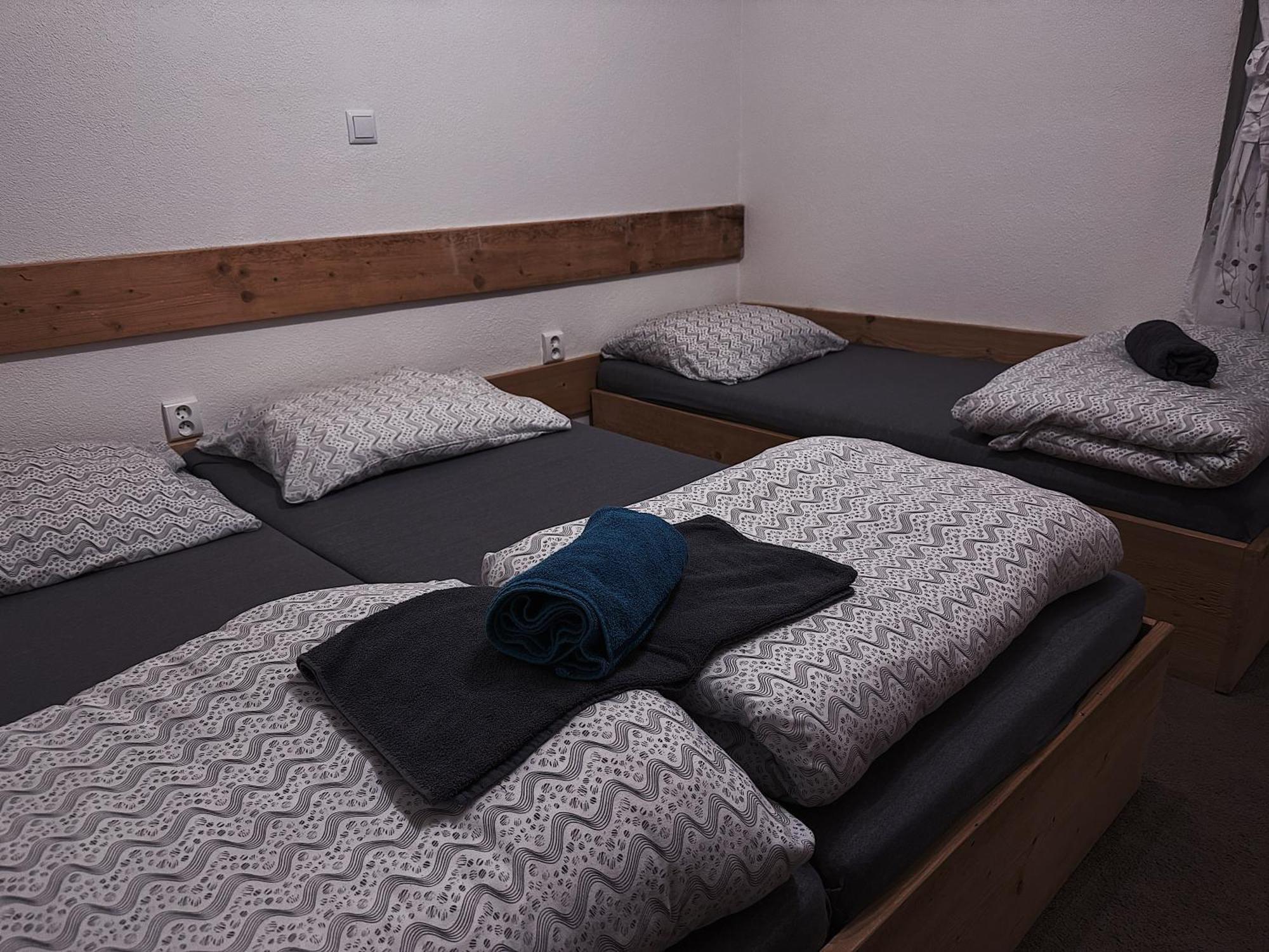 Chalupa M&P 2 Bešeňová Esterno foto